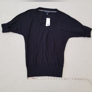 NWT Banana Republic Dolman Sleeve Blk. Sweater. Size S